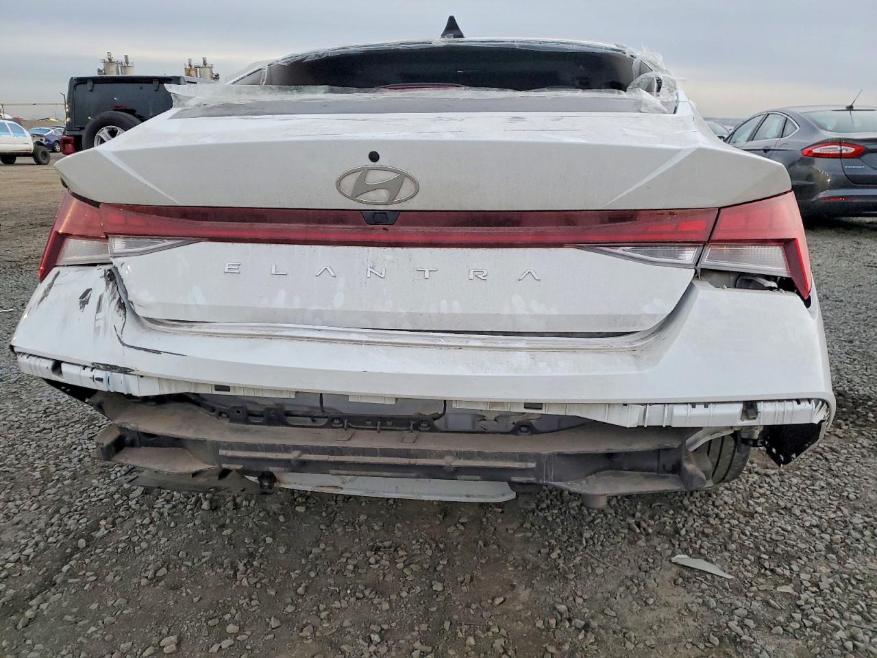 Hyundai ELANTRA Sel
