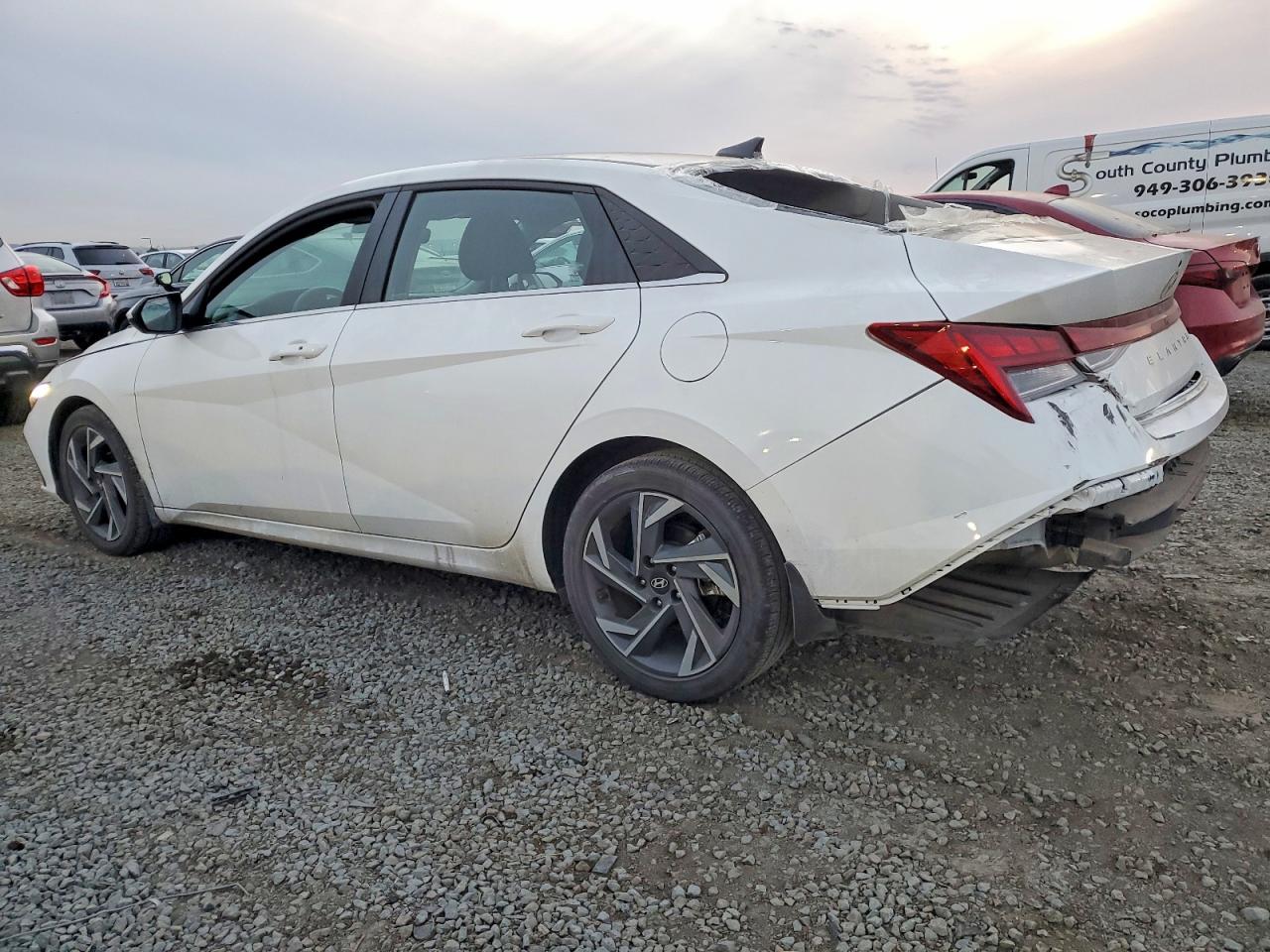 Hyundai ELANTRA Sel
