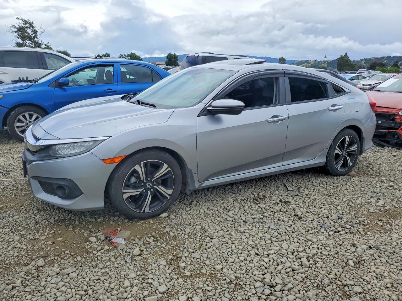 Salvage Honda Civic Image