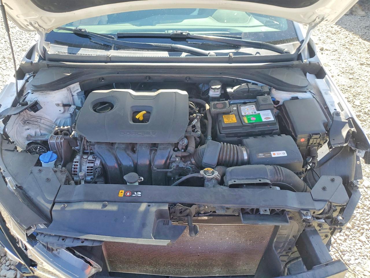 Hyundai ELANTRA Sel