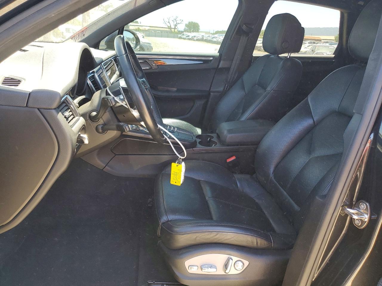Porsche Macan S