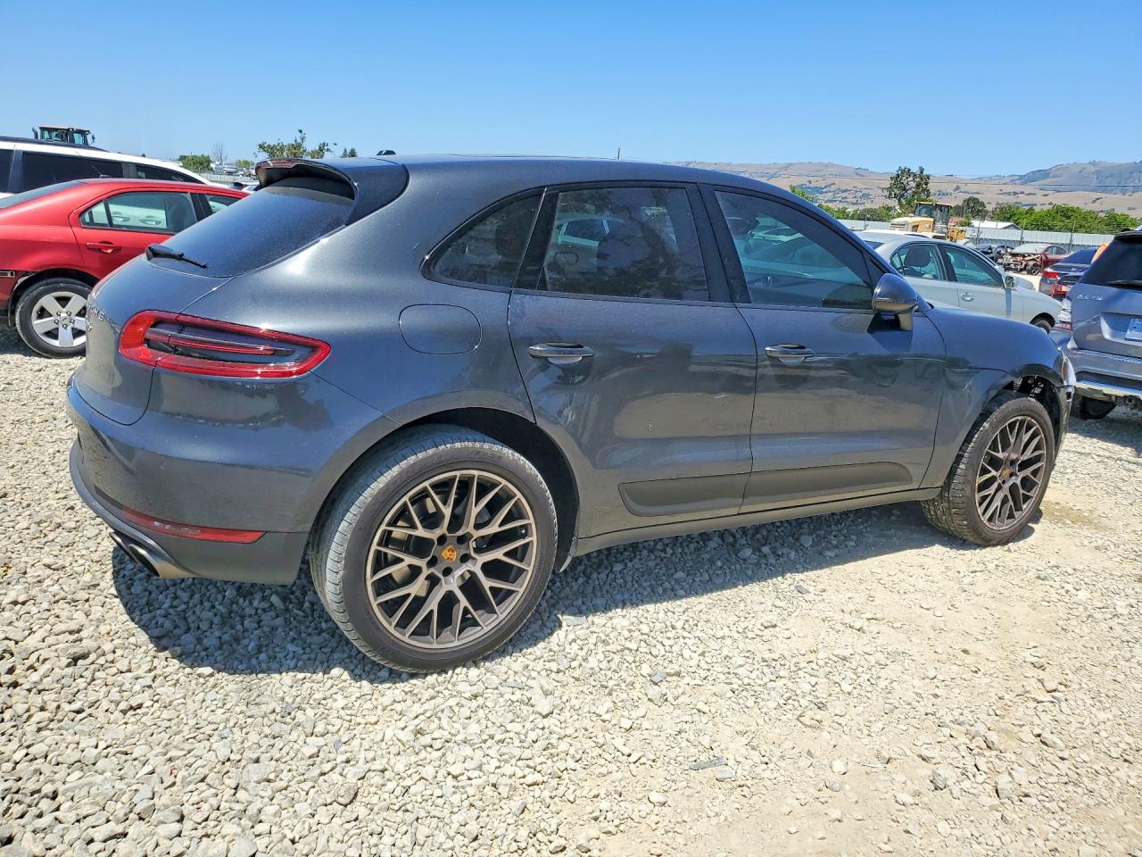Porsche Macan S