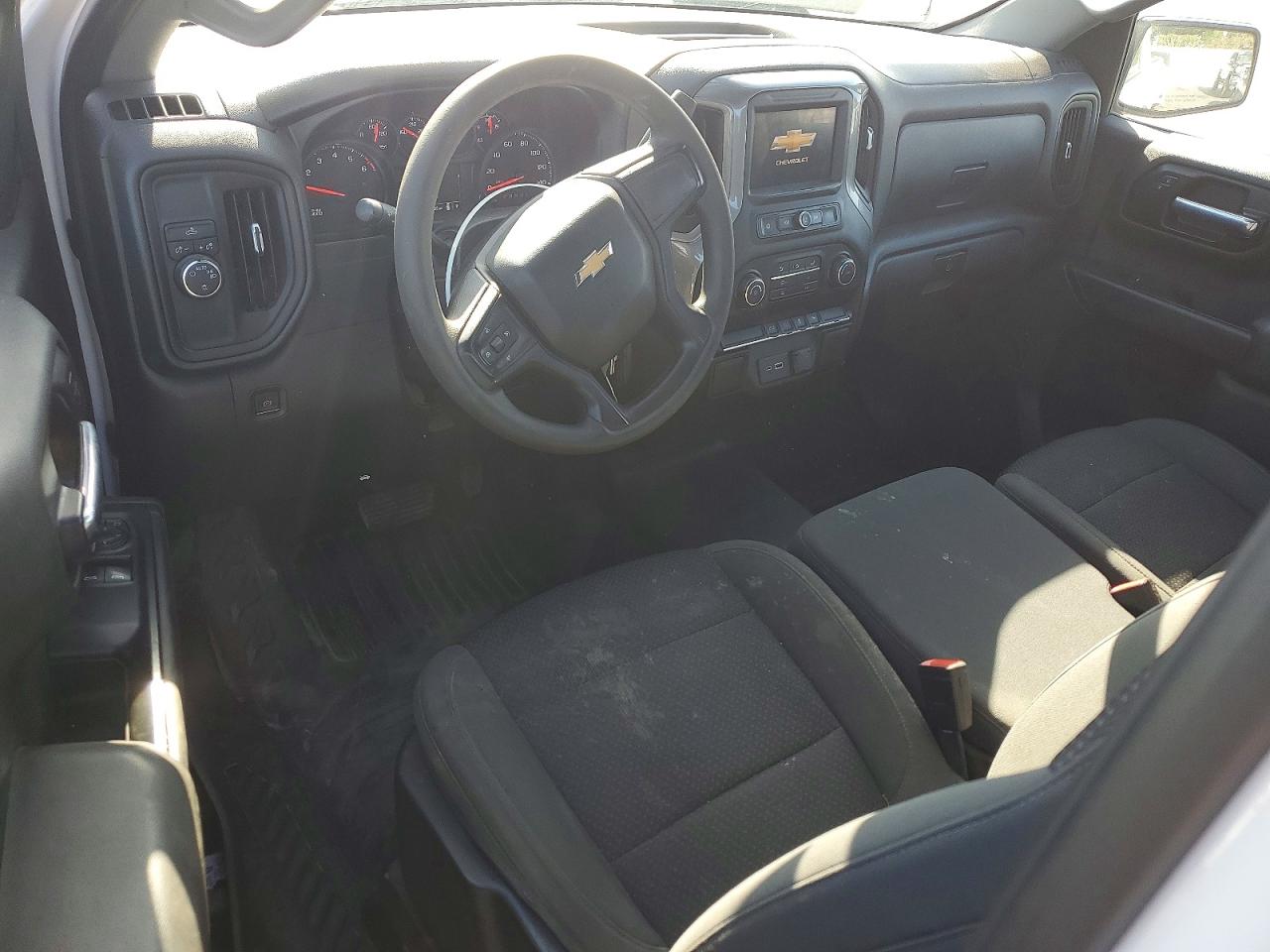Chevrolet Silverado C1500