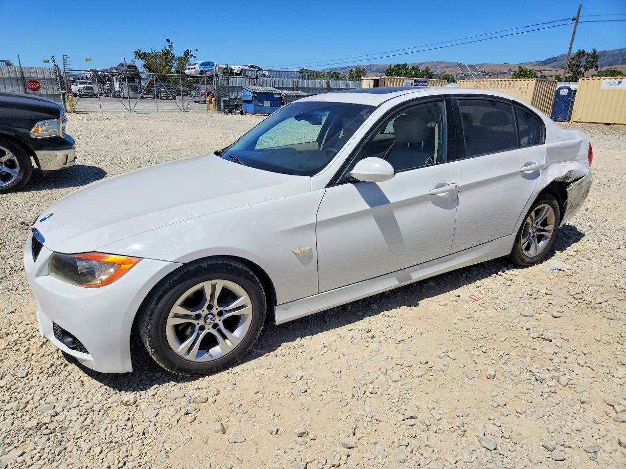 Salvage BMW 3 Series Image