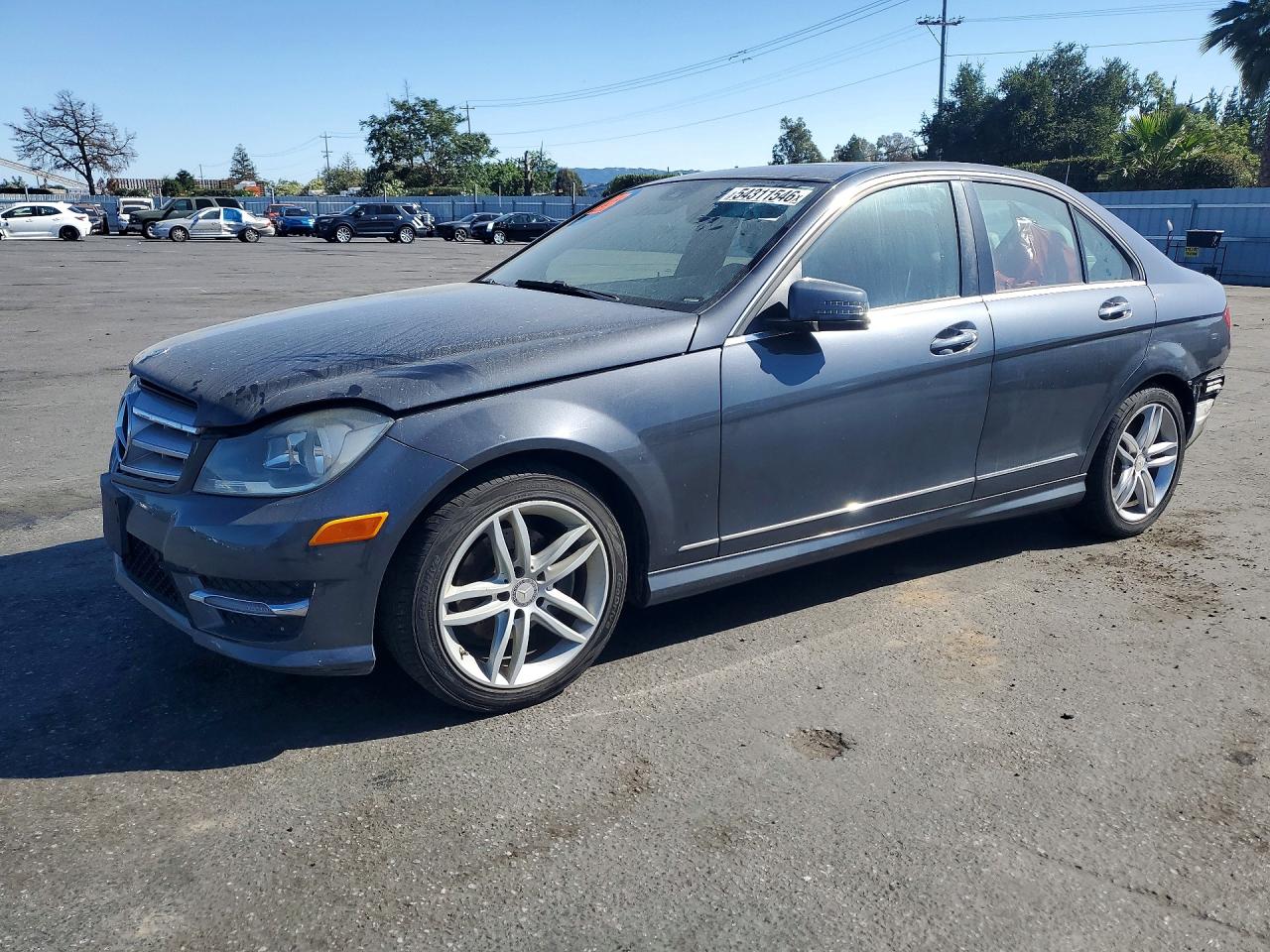 Salvage Mercedes-Benz C-Class Image