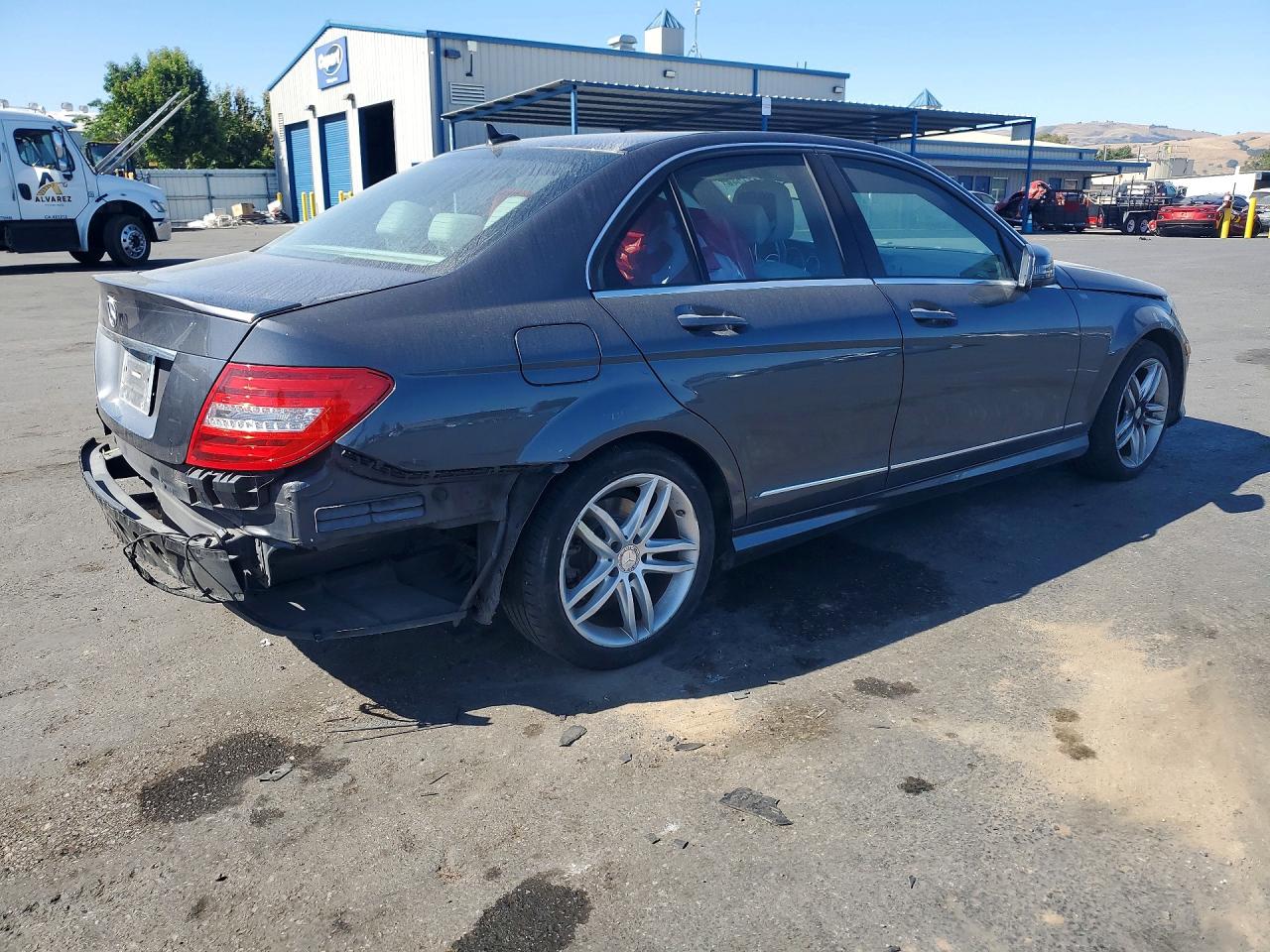 Mercedes-Benz C-Class 250