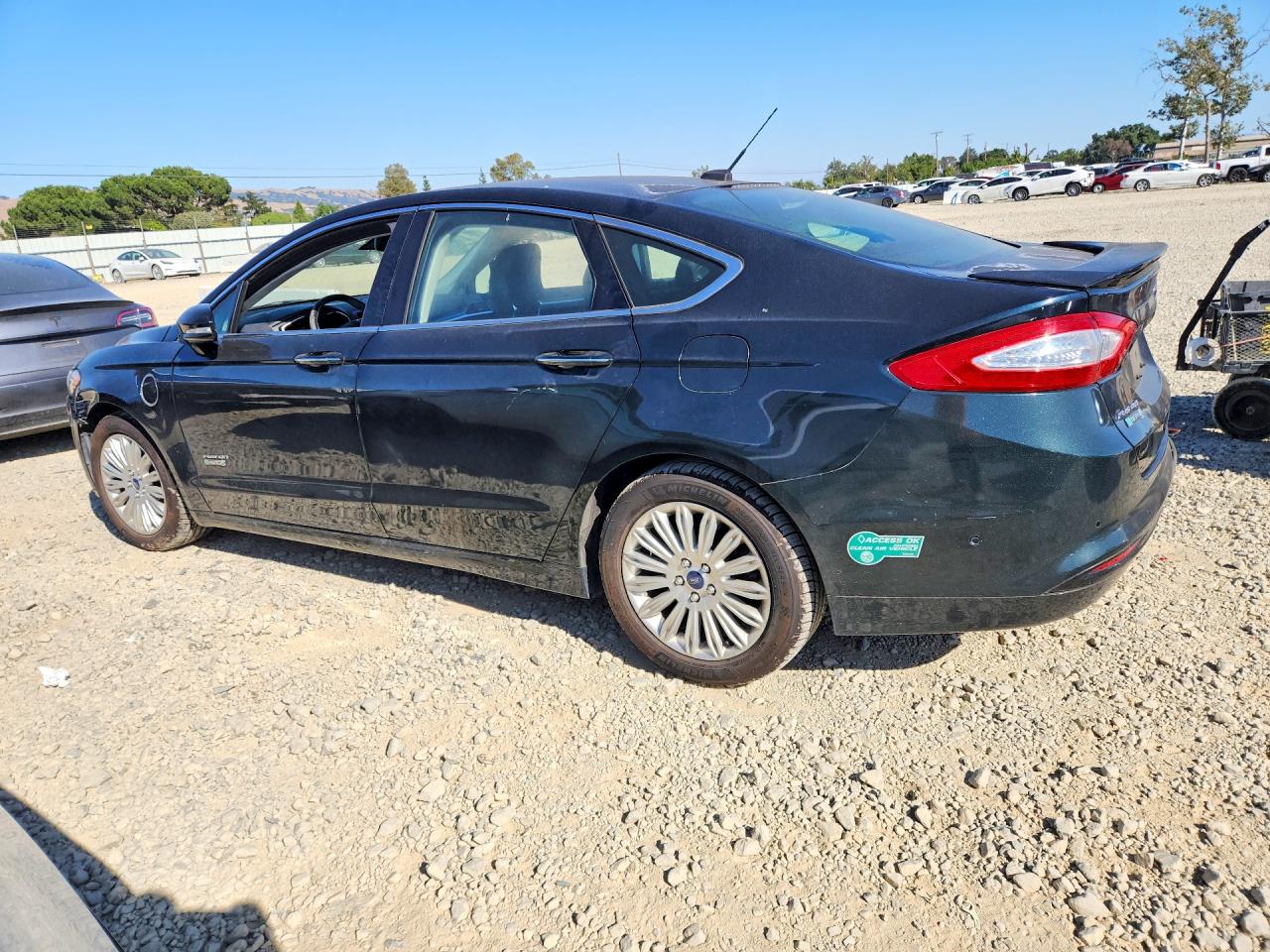 Ford Fusion Titanium Phev
