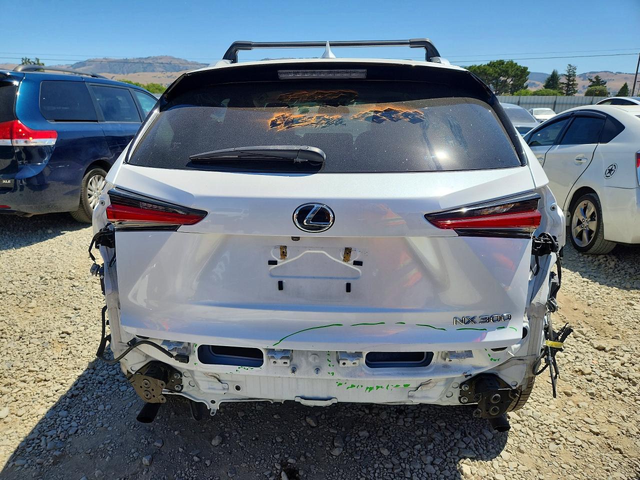 Lexus NX Base