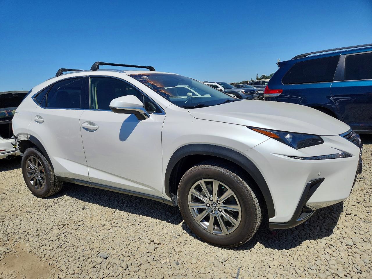 Lexus NX Base