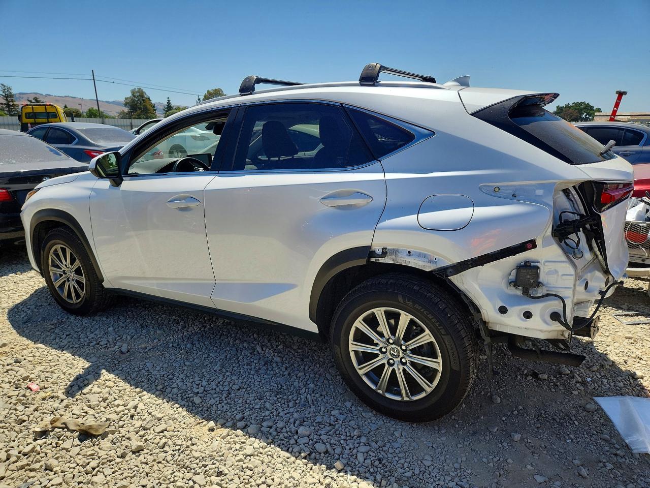 Lexus NX Base