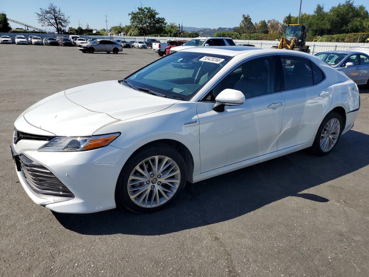 Salvage Toyota Camry Image