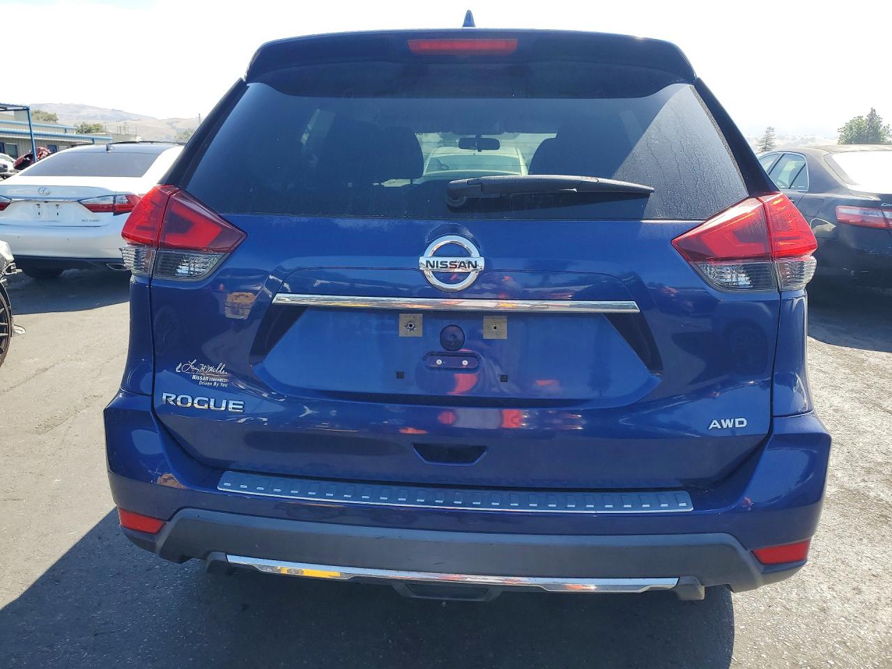 Nissan Rogue S