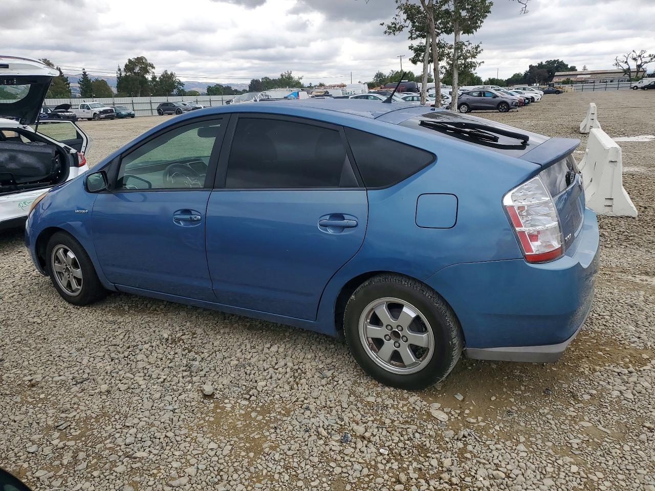 Toyota Prius Base