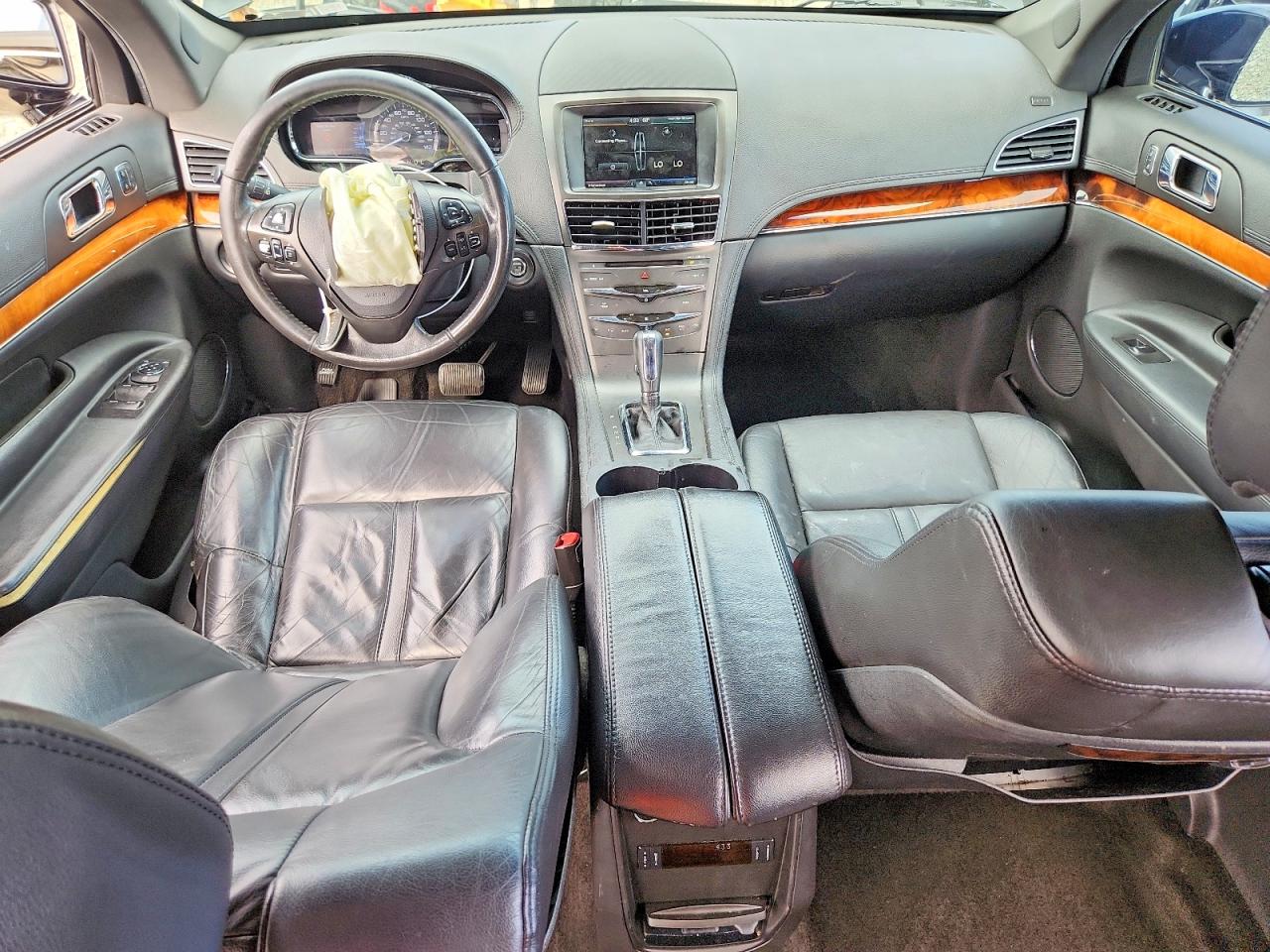 Lincoln MKT