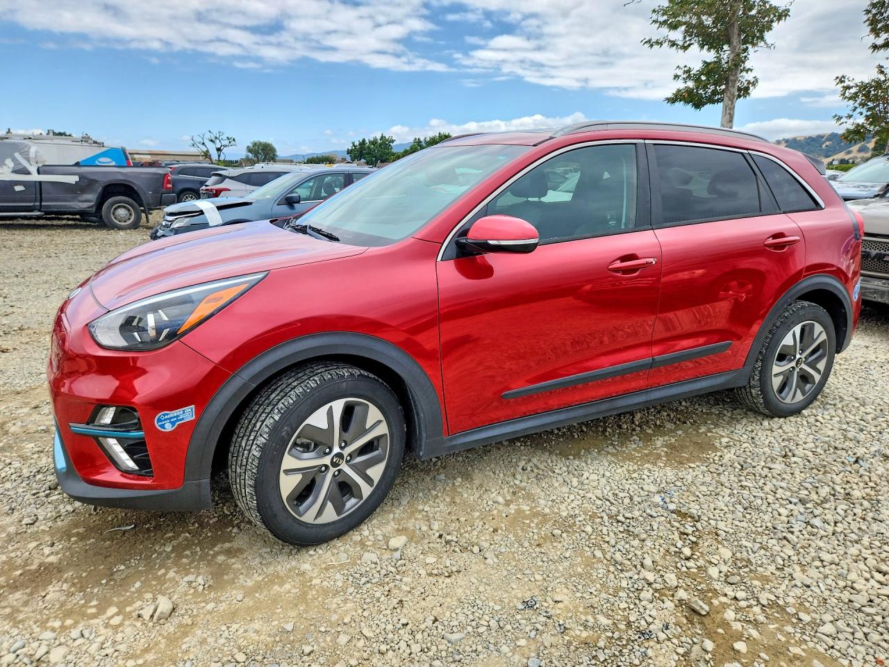 Salvage Kia Niro Image
