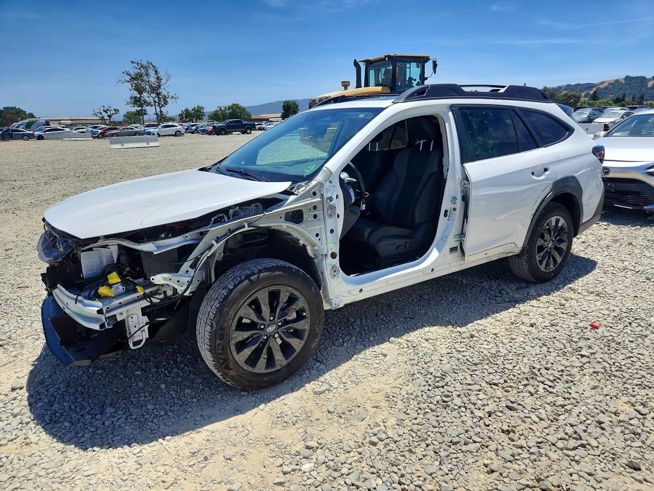 Salvage Subaru Outback Image
