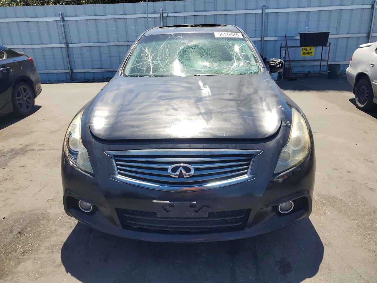 INFINITI G37 Journey