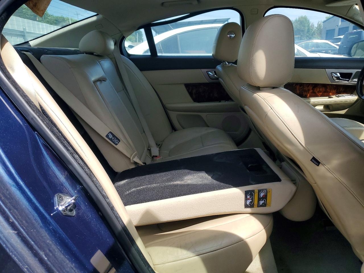 Jaguar XF Premium