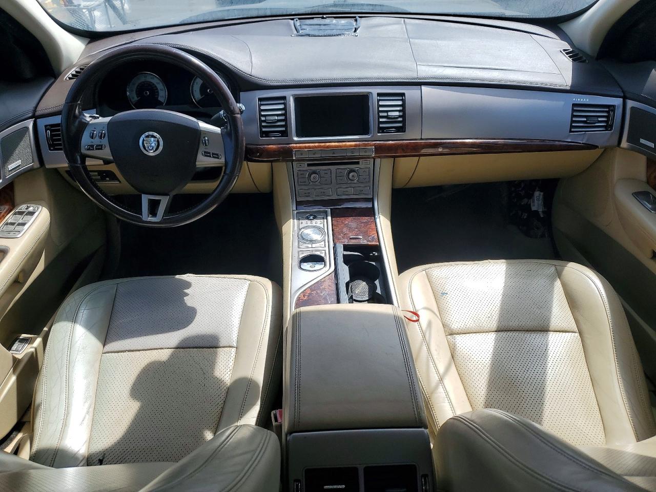 Jaguar XF Premium