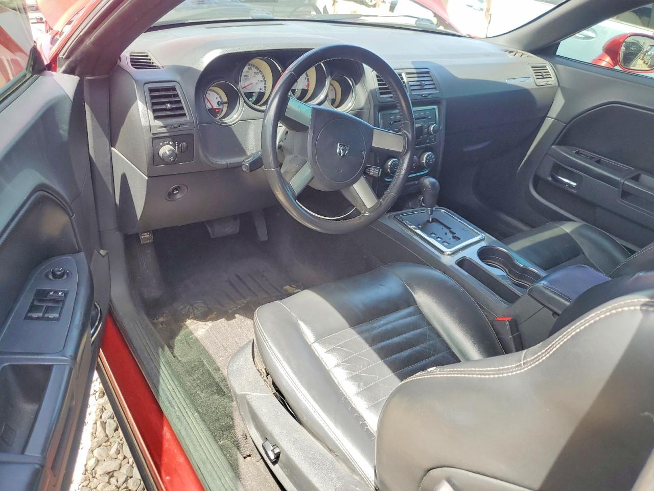 Dodge Challenger Se