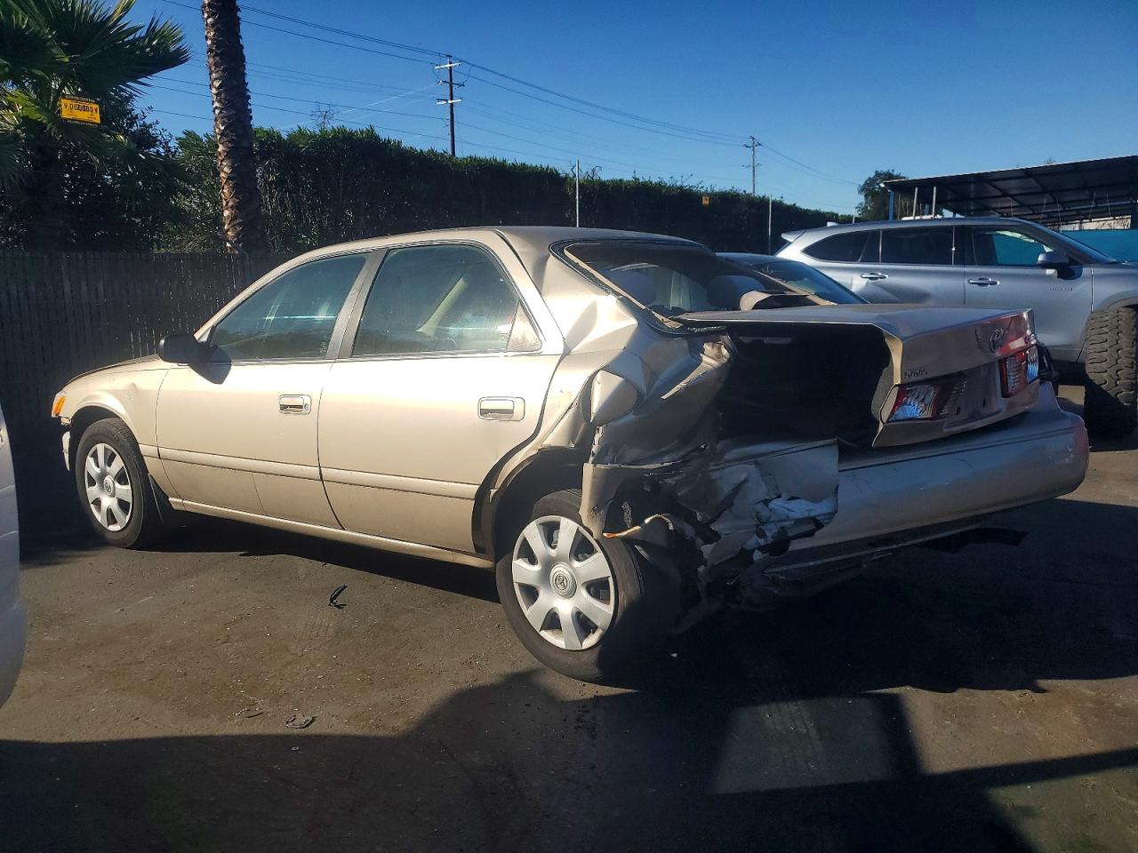 Toyota Camry Le