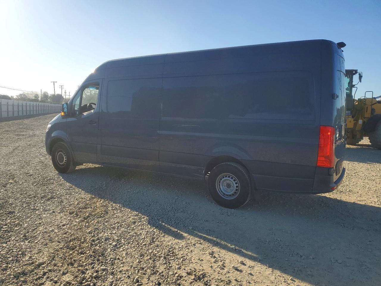 Mercedes-Benz Sprinter 2500