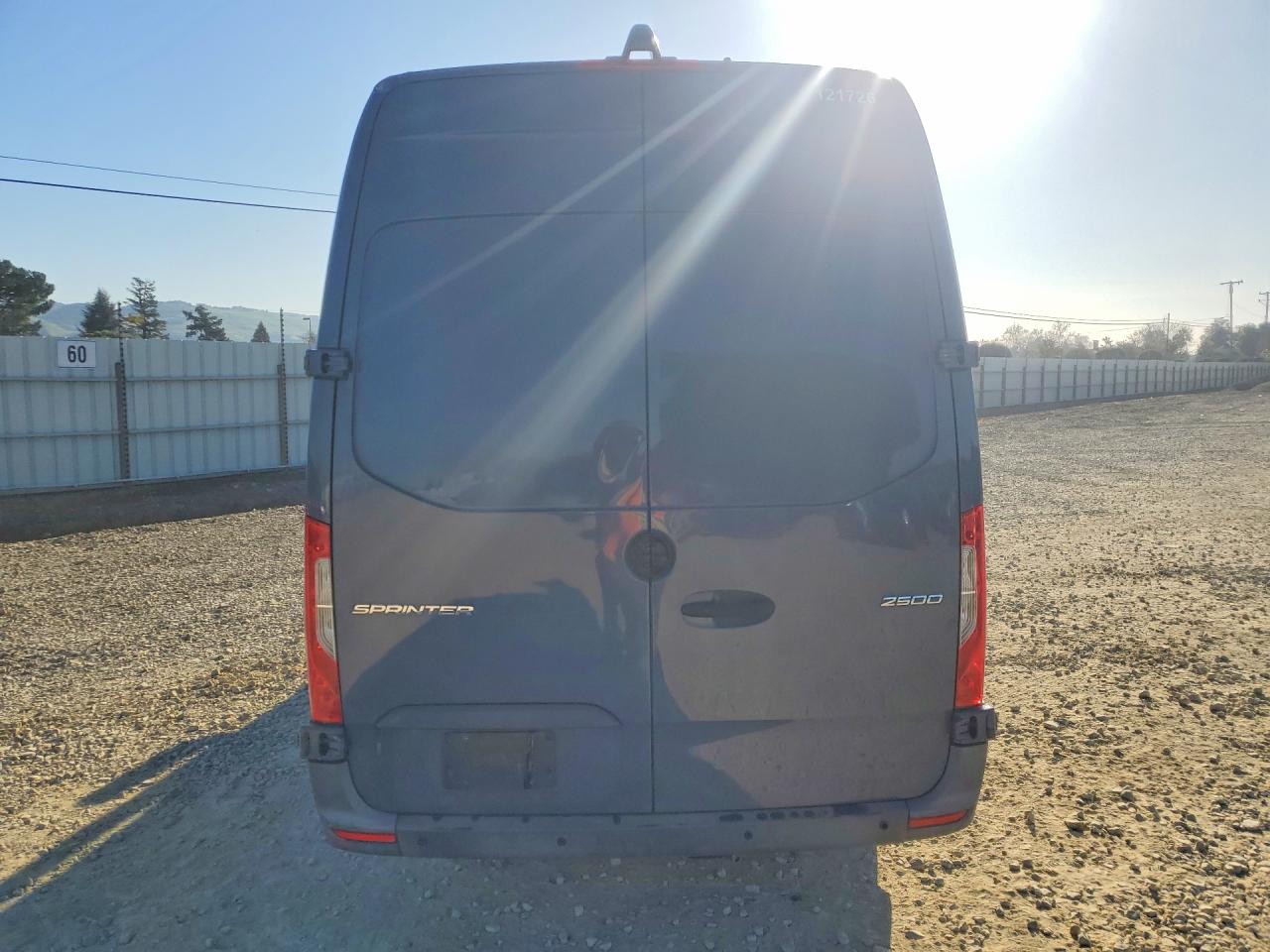 Mercedes-Benz Sprinter 2500