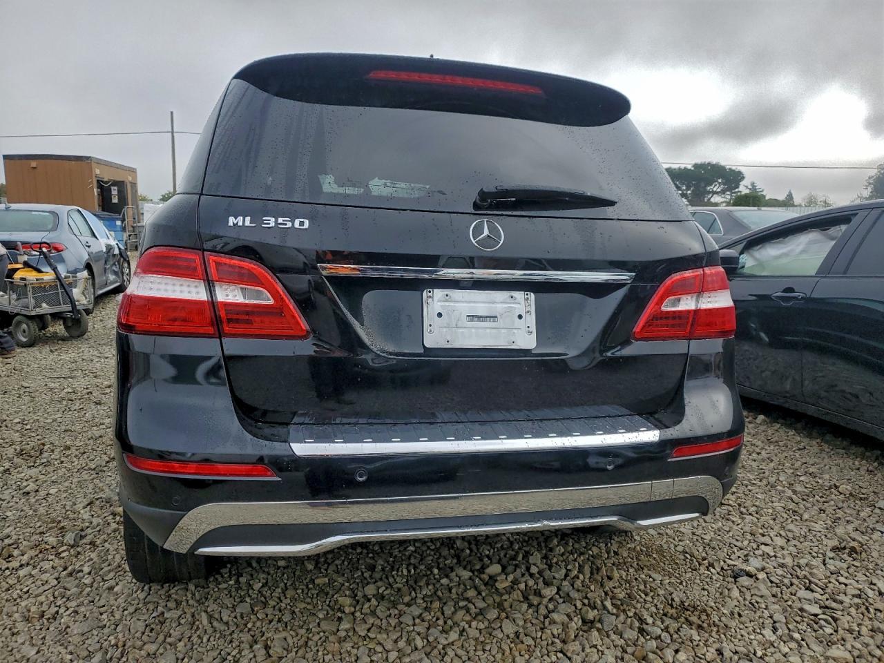 Mercedes-Benz M-Class 350
