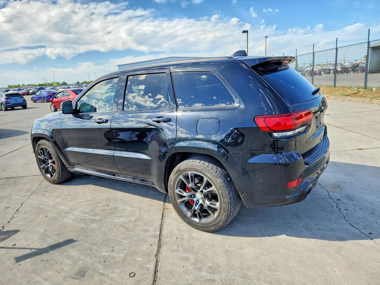 Jeep Cherokee Srt-8