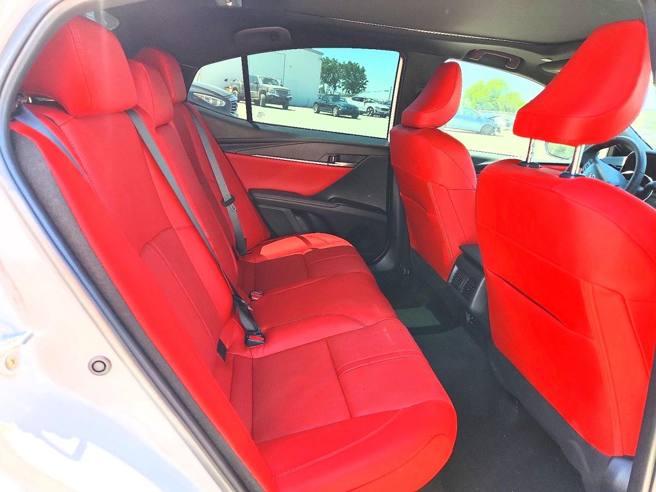 Toyota Camry Xse