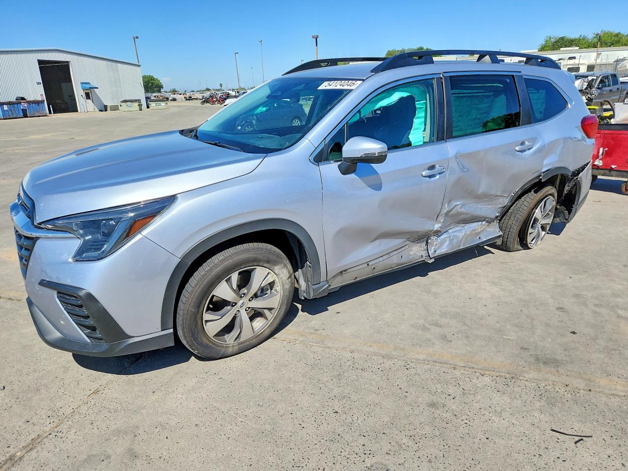 Salvage Subaru Ascent Image