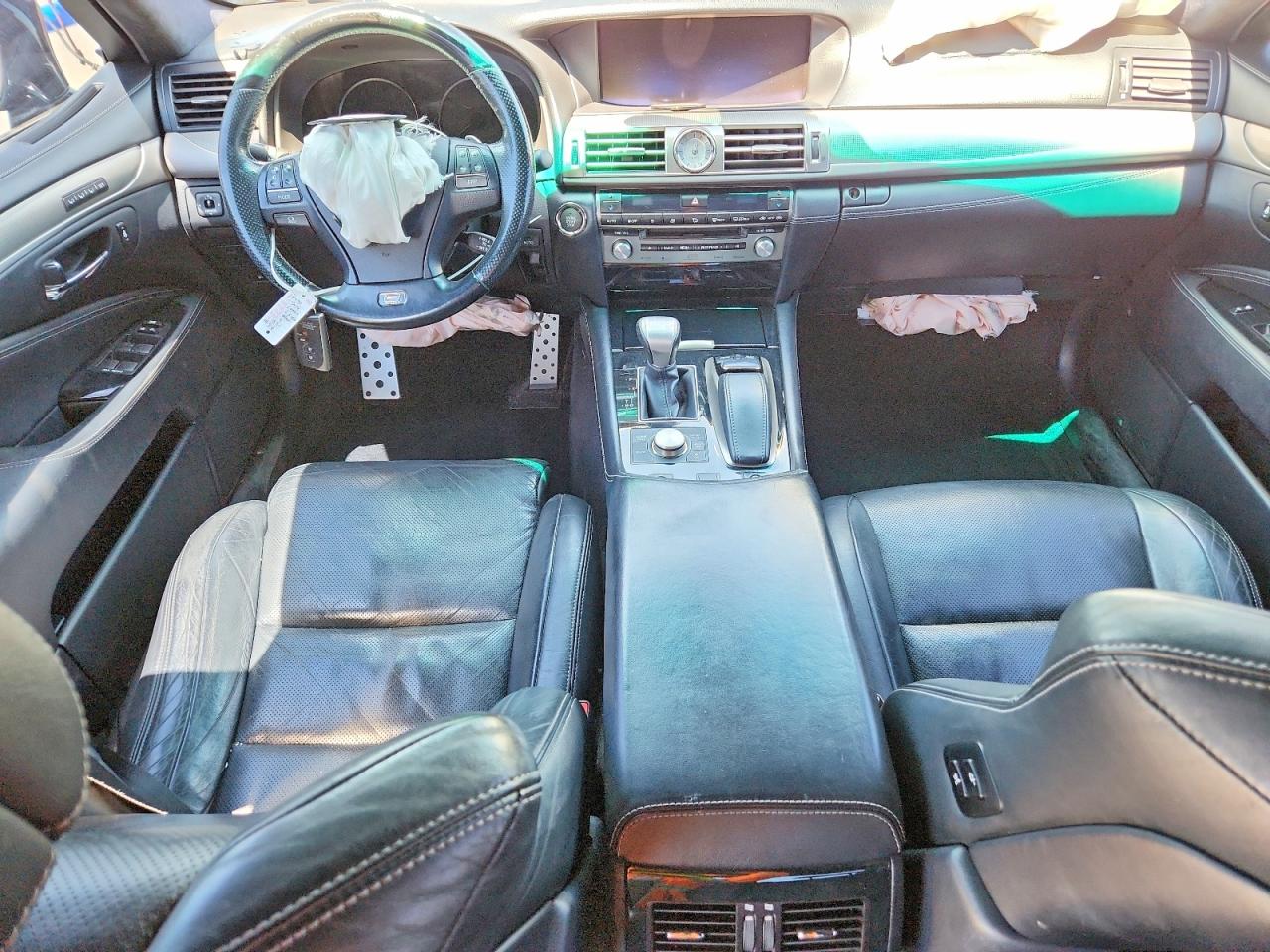 Lexus LS 460