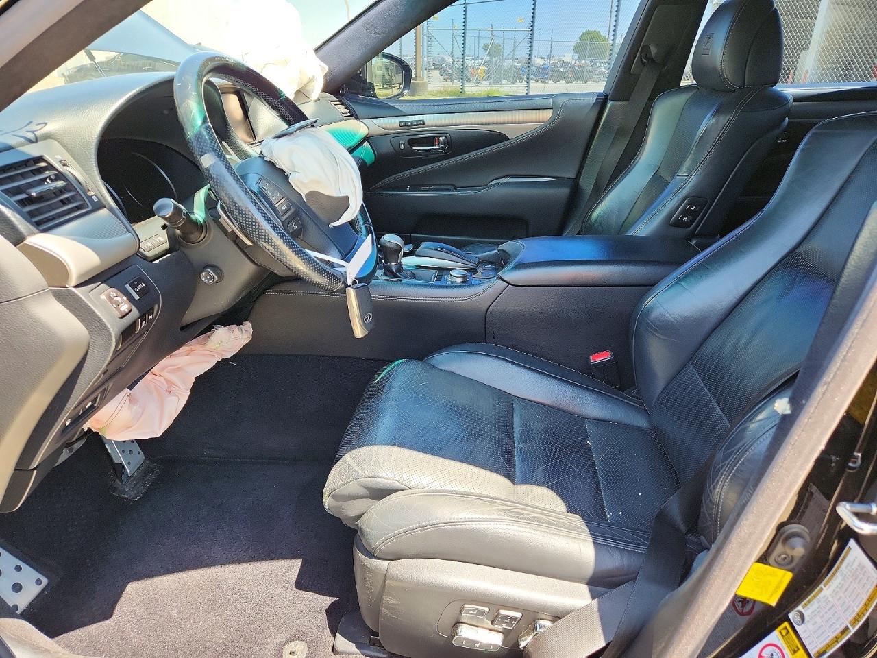 Lexus LS 460