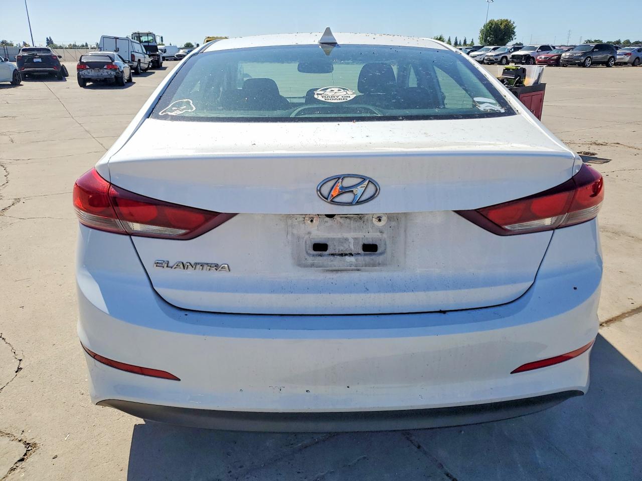 Hyundai ELANTRA Sel
