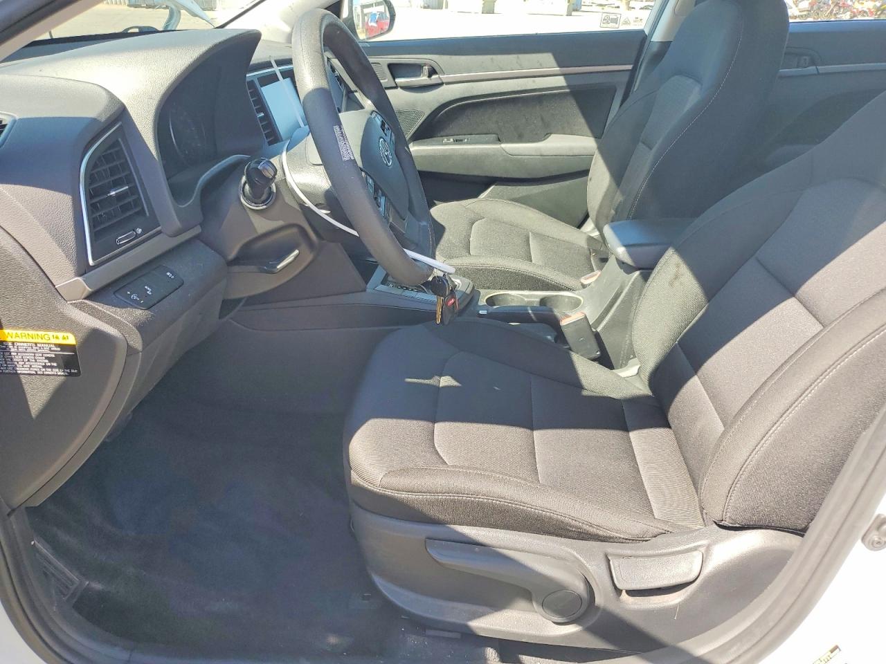 Hyundai ELANTRA Sel