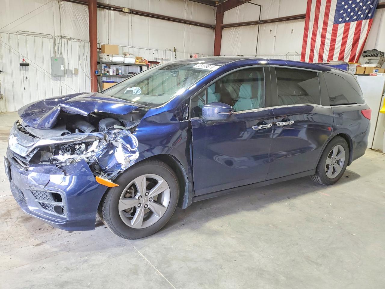 Salvage Honda Odyssey Image