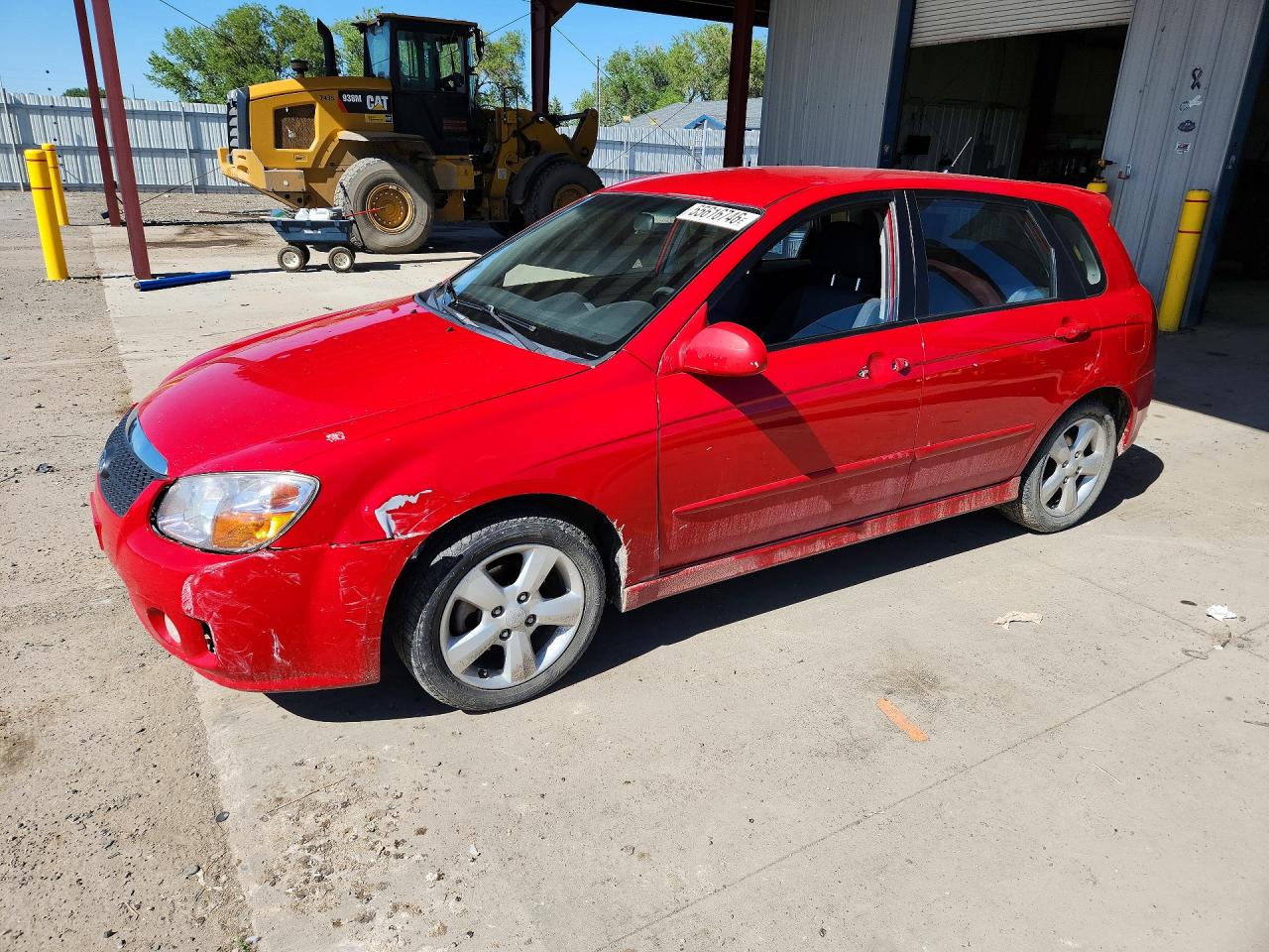 Salvage Kia Spectra Image
