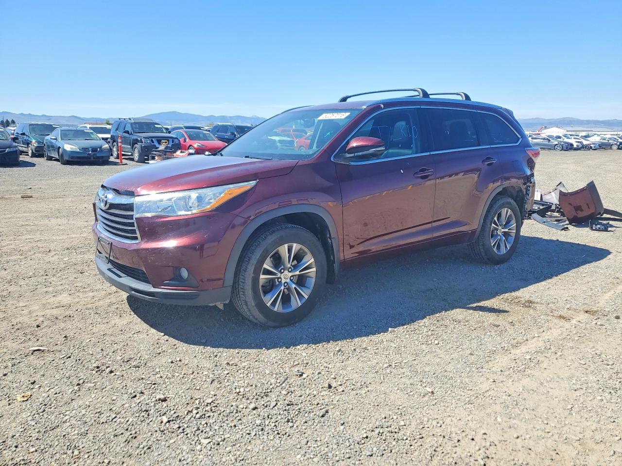 Salvage Toyota Highlander Image