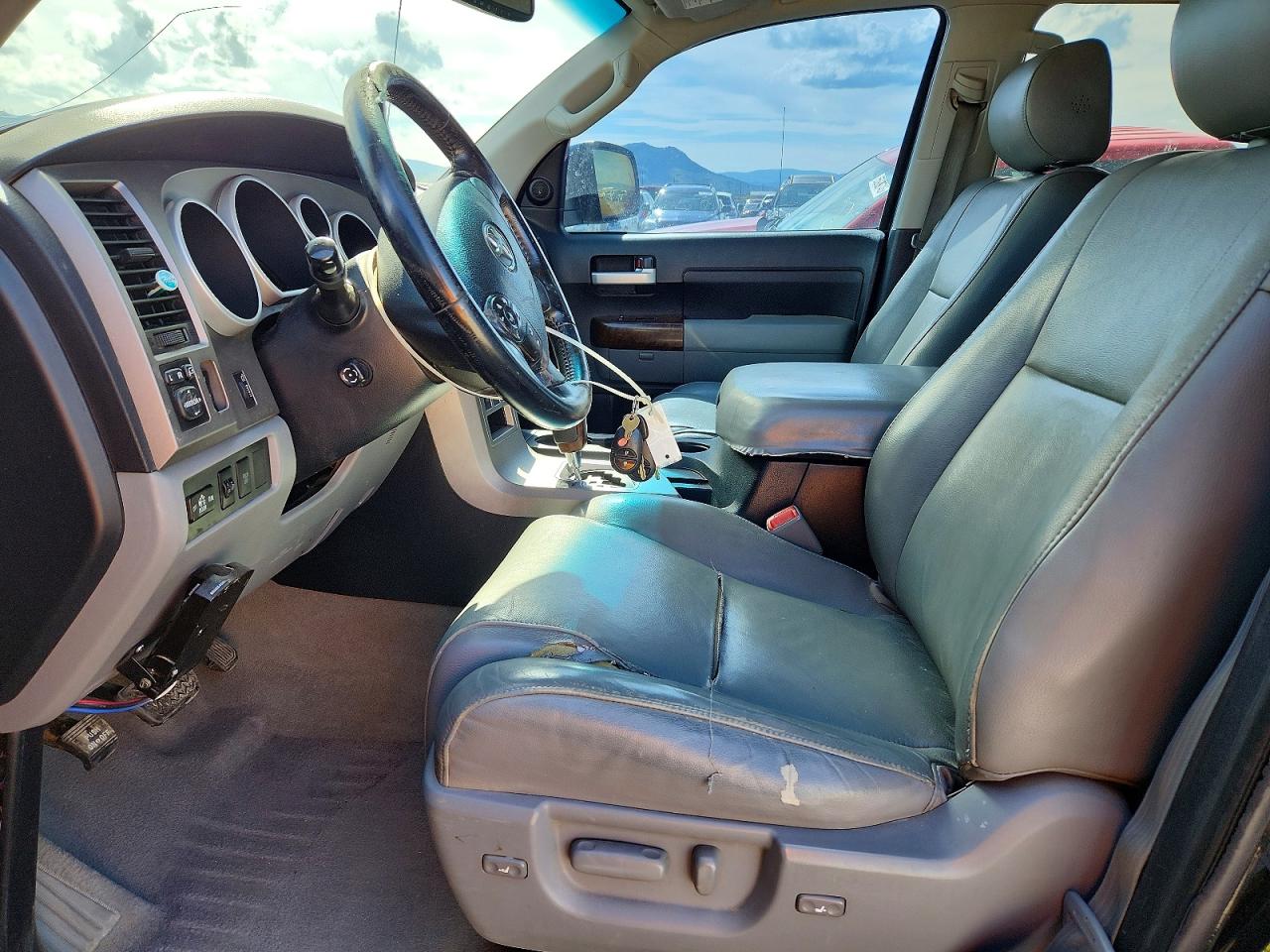 Toyota Tundra Crewmax Limited