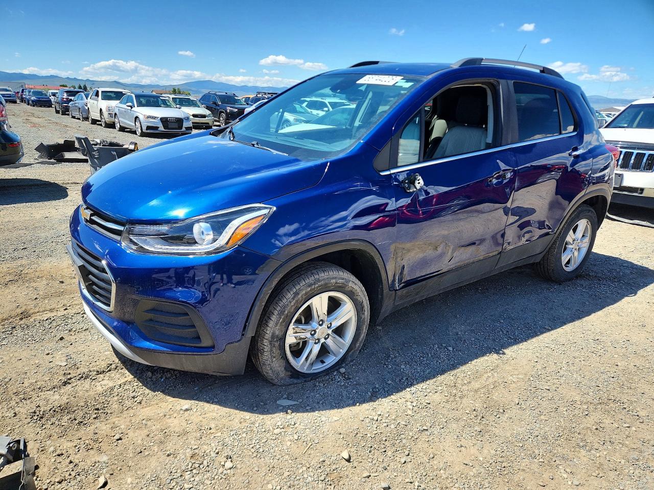 Salvage Chevrolet Trax Image