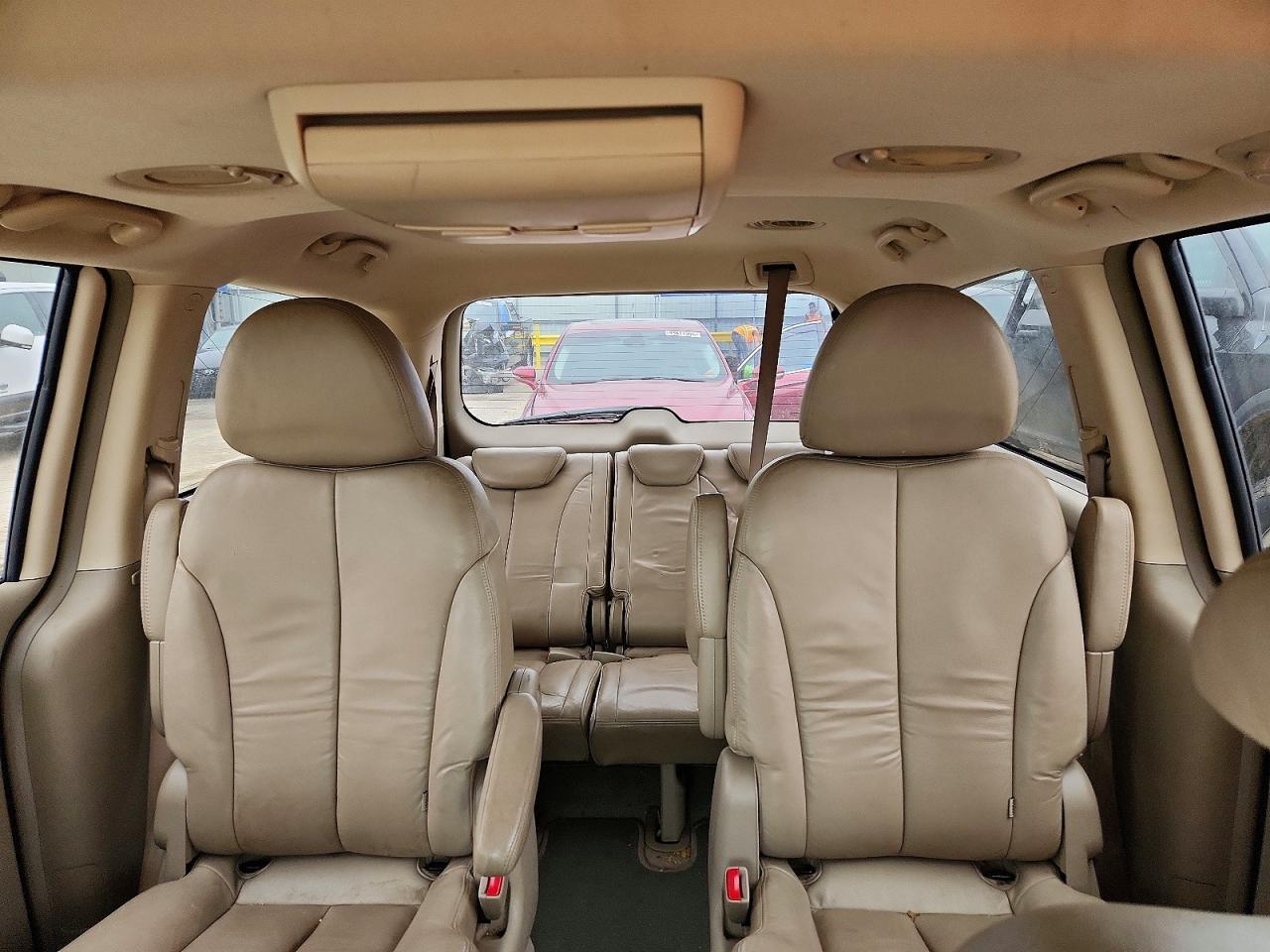 Hyundai Entourage Gls