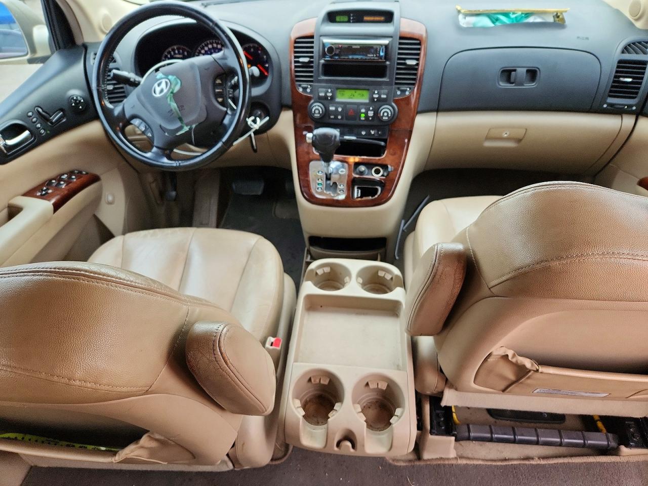 Hyundai Entourage Gls