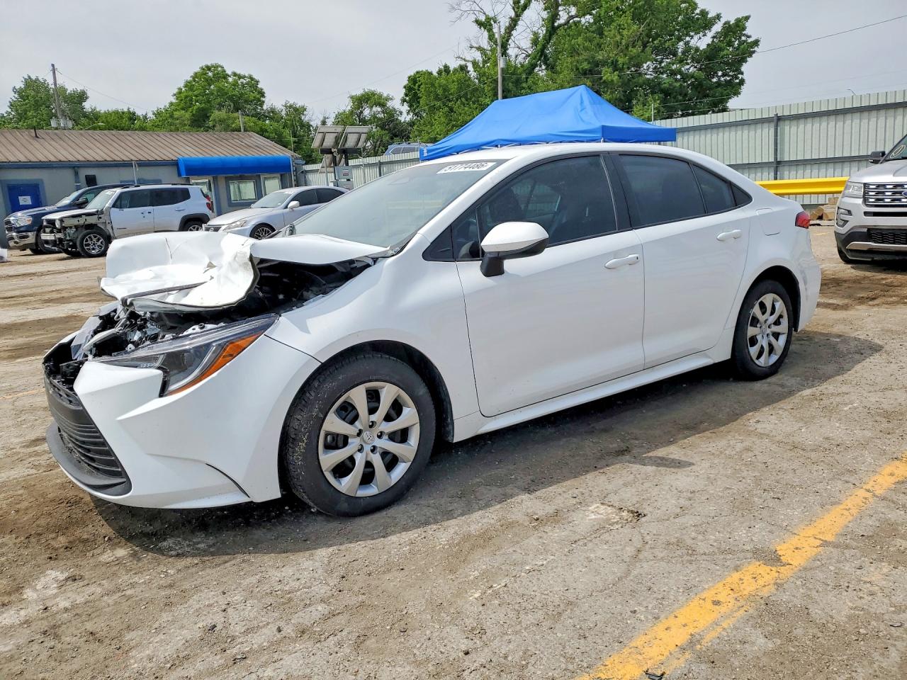 Salvage Toyota Corolla Image