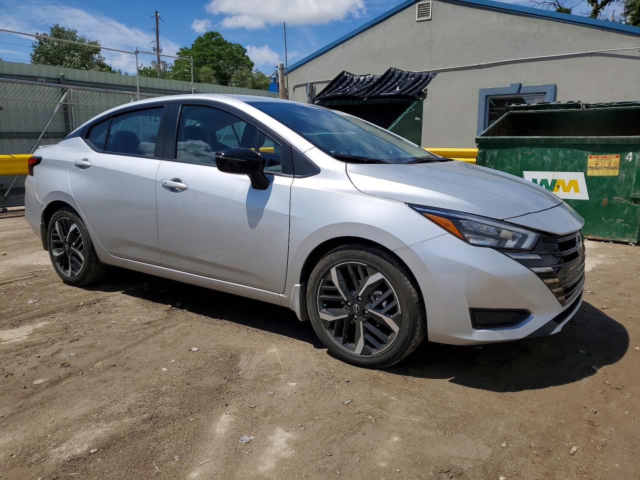 Nissan Versa Sr