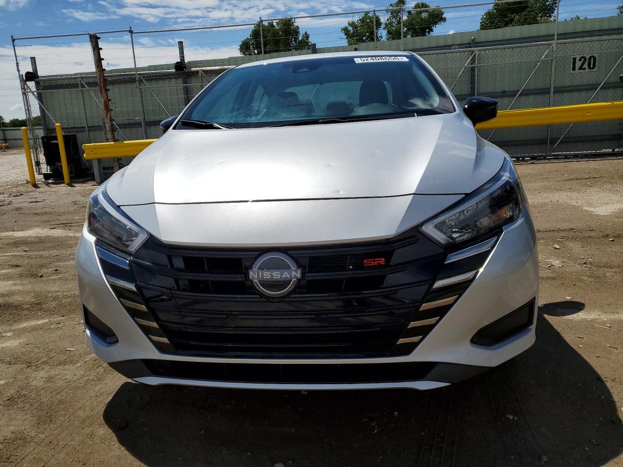 Nissan Versa Sr