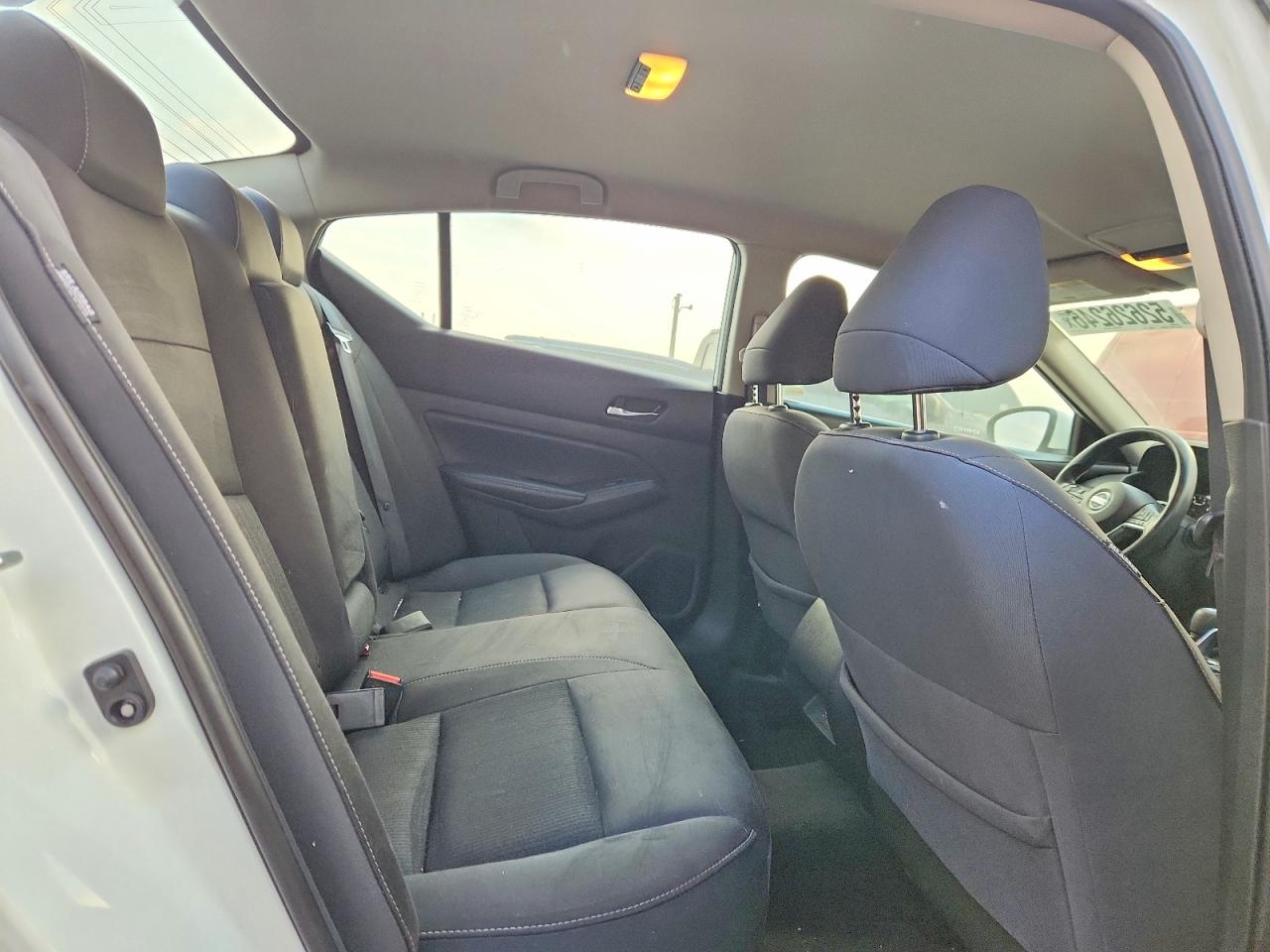 Nissan Altima S