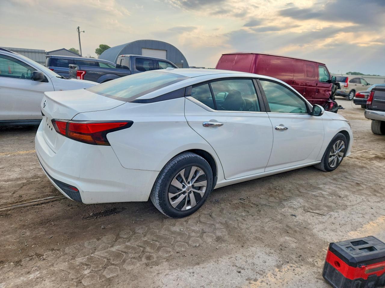 Nissan Altima S