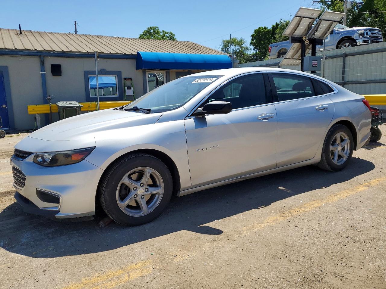 Salvage Chevrolet Malibu Image