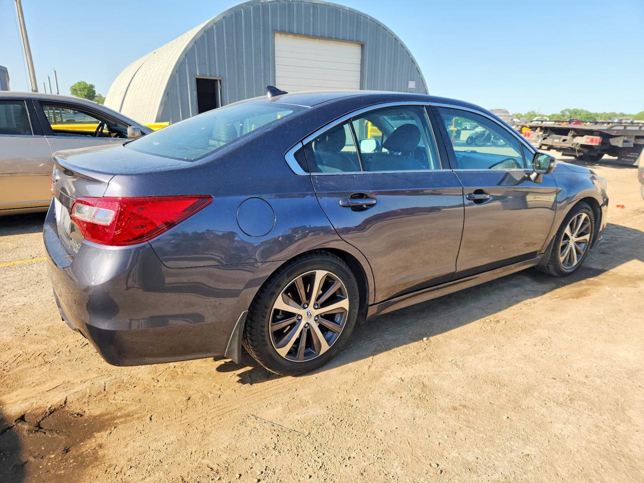 Subaru Legacy 3.6r Limited