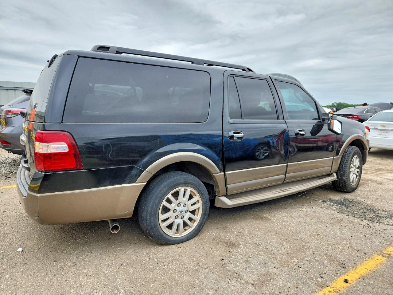 Ford Expedition El Xlt